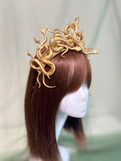 Medusa crown snake tiata