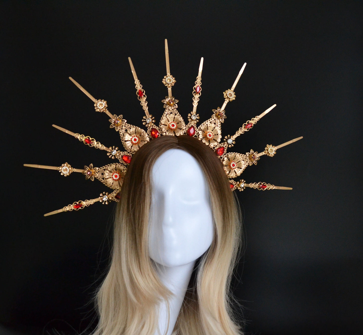 gold halo crown