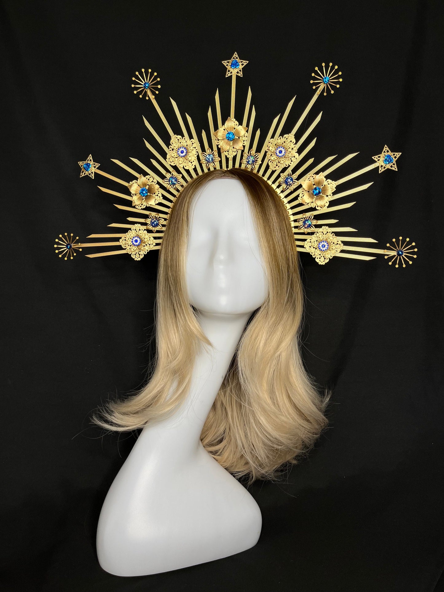 gold halo crown