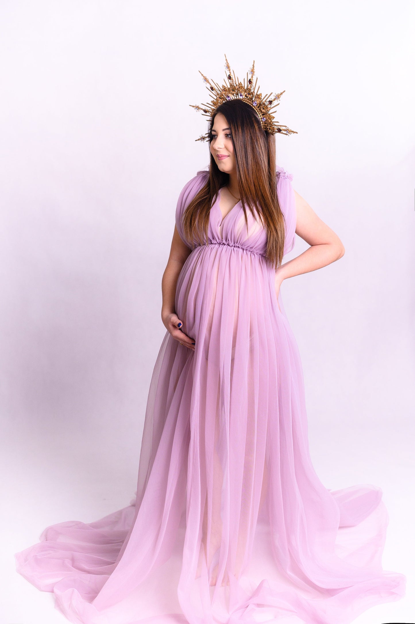 Maternity halo crown for pregnancy photo shoot