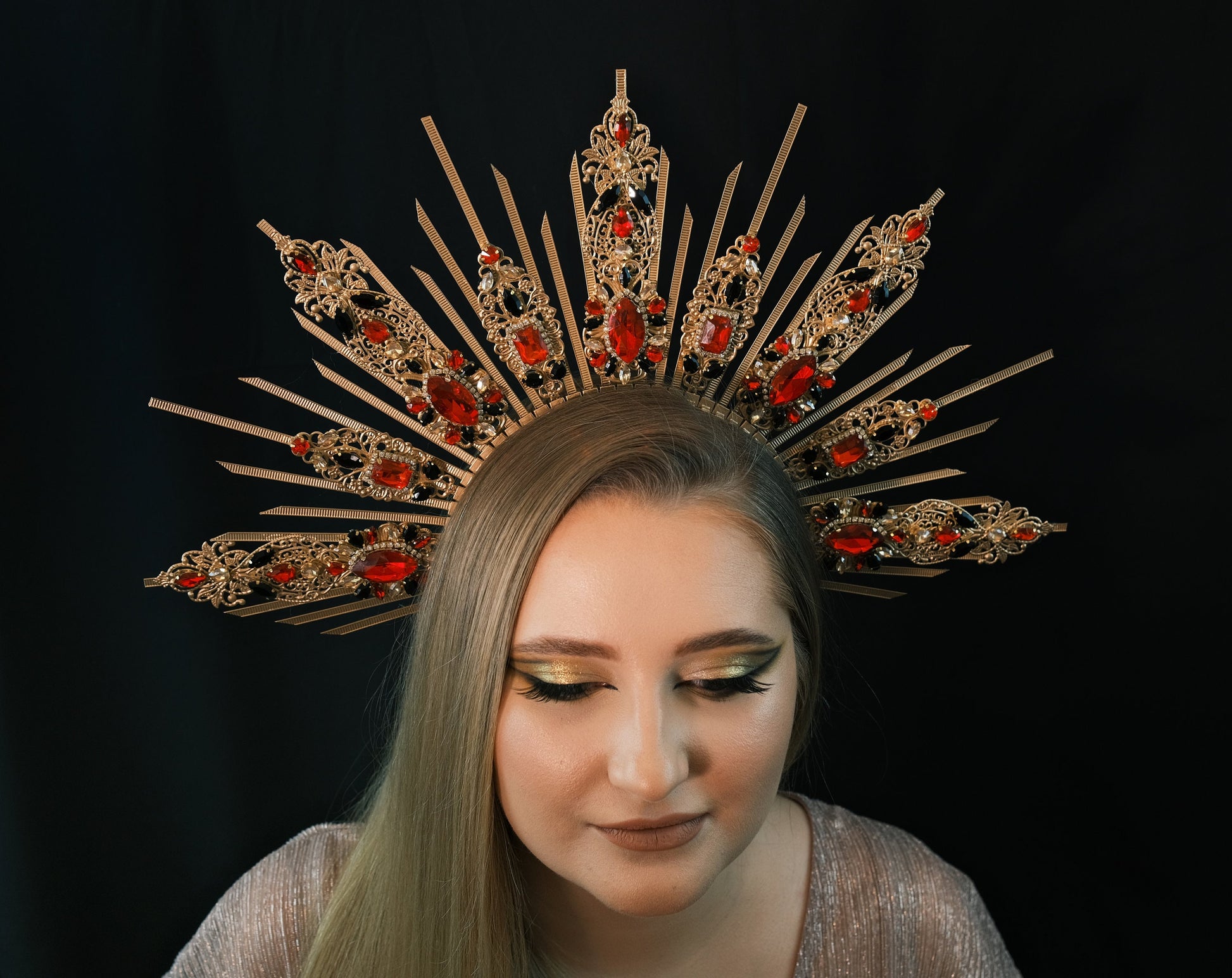 red halo crown